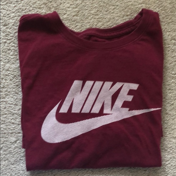 2 Nike SS Tees - Picture 2 of 7